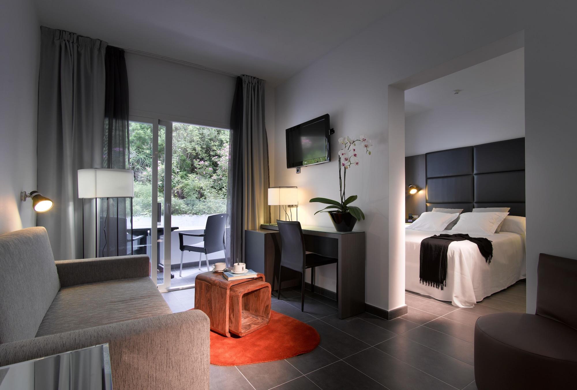 Palladium Hotel Cala Llonga - Adults Only エクステリア 写真