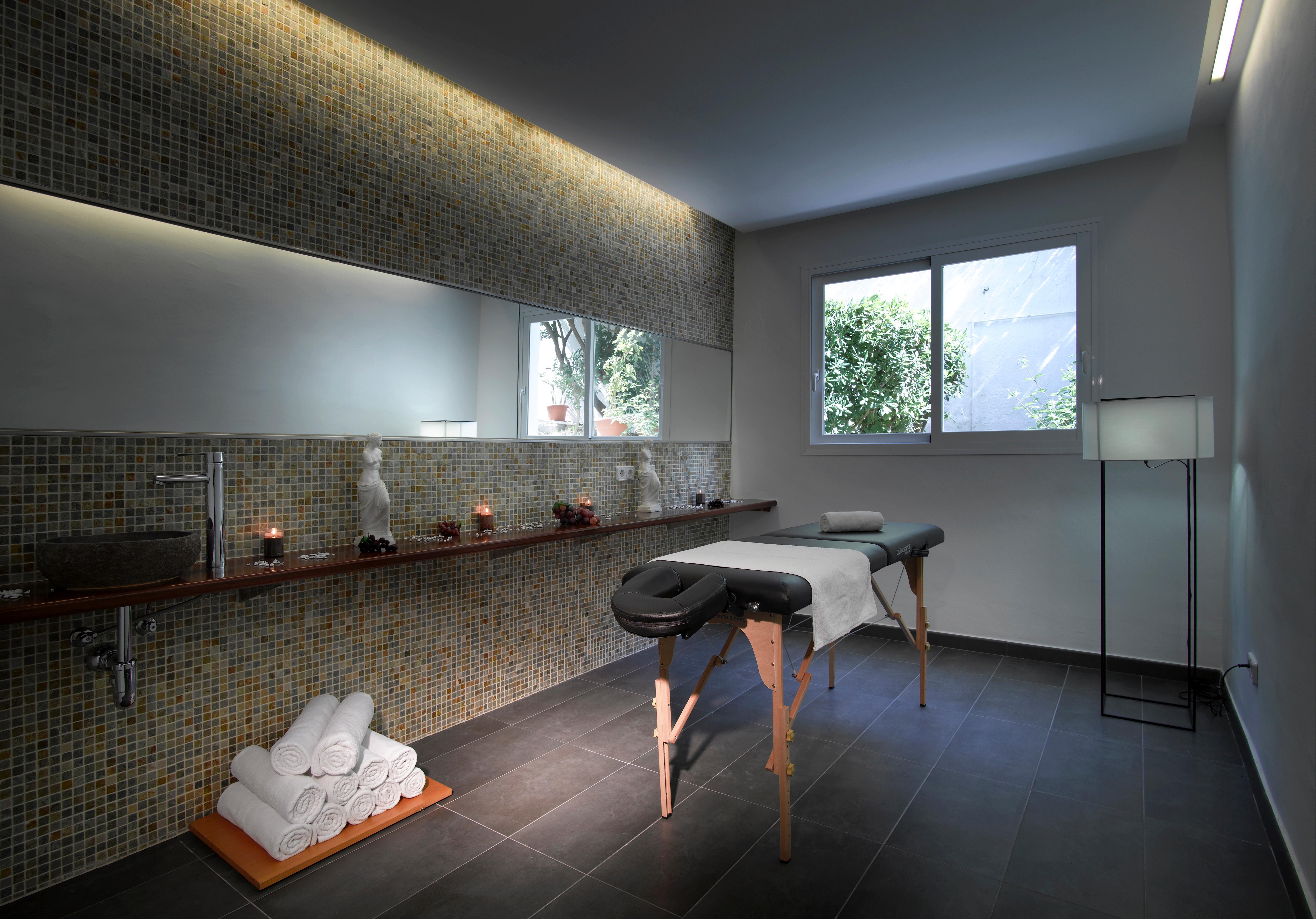 Palladium Hotel Cala Llonga - Adults Only エクステリア 写真