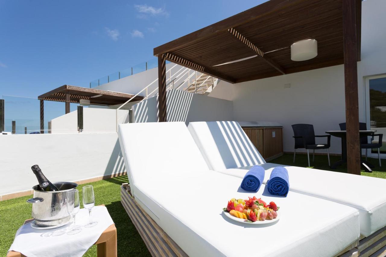 Palladium Hotel Cala Llonga - Adults Only エクステリア 写真