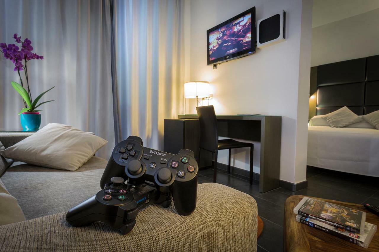 Palladium Hotel Cala Llonga - Adults Only エクステリア 写真